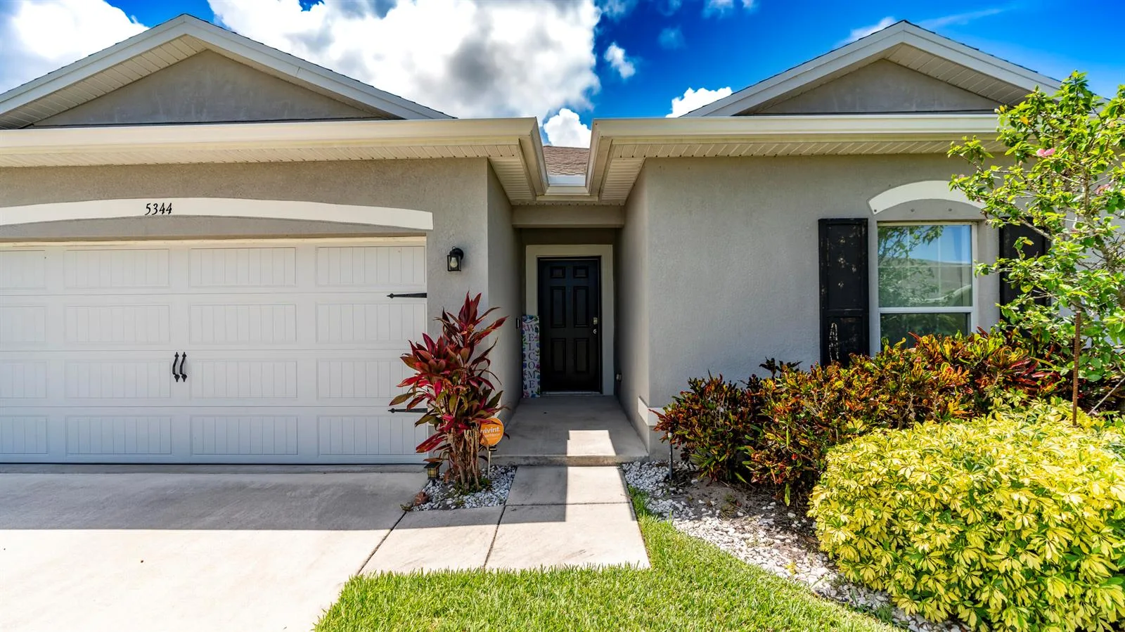 5344 Oakland Lake Circle, Fort Pierce, FL 34951 photo 9