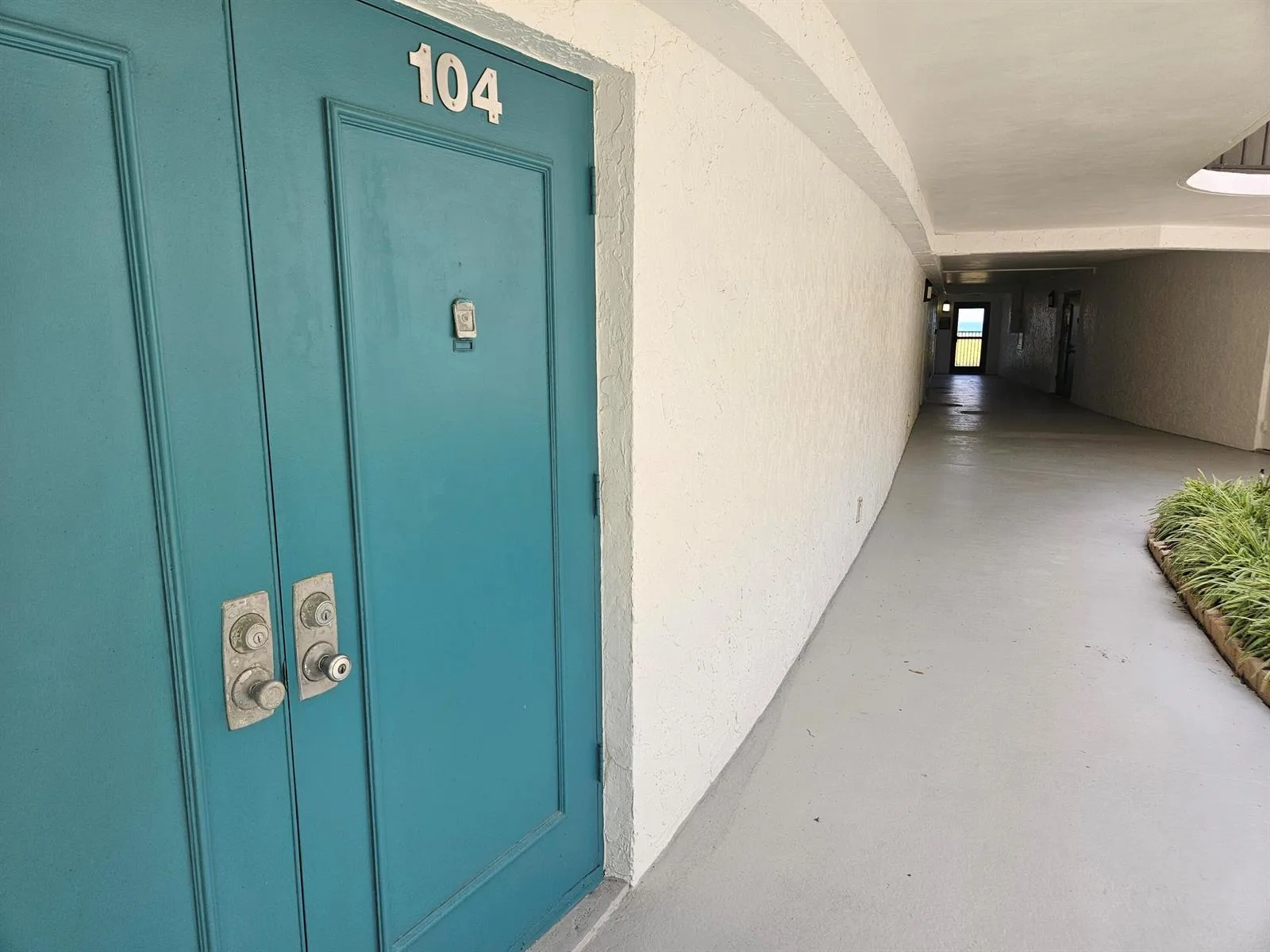 1357 NE Ocean # 104, Stuart, FL 34996