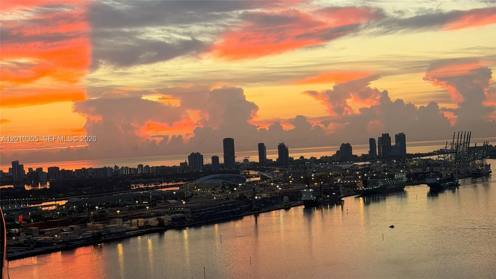 300 Biscayne Blvd Way # 3503C, Miami, FL 33131