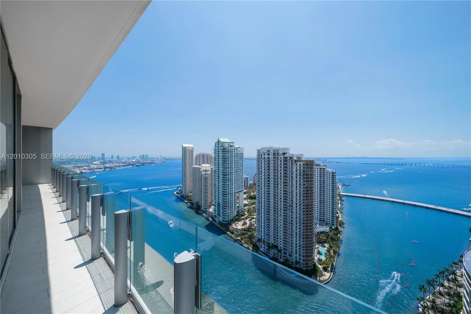 300 Biscayne Blvd Way # 3503C, Miami, FL 33131 photo 2