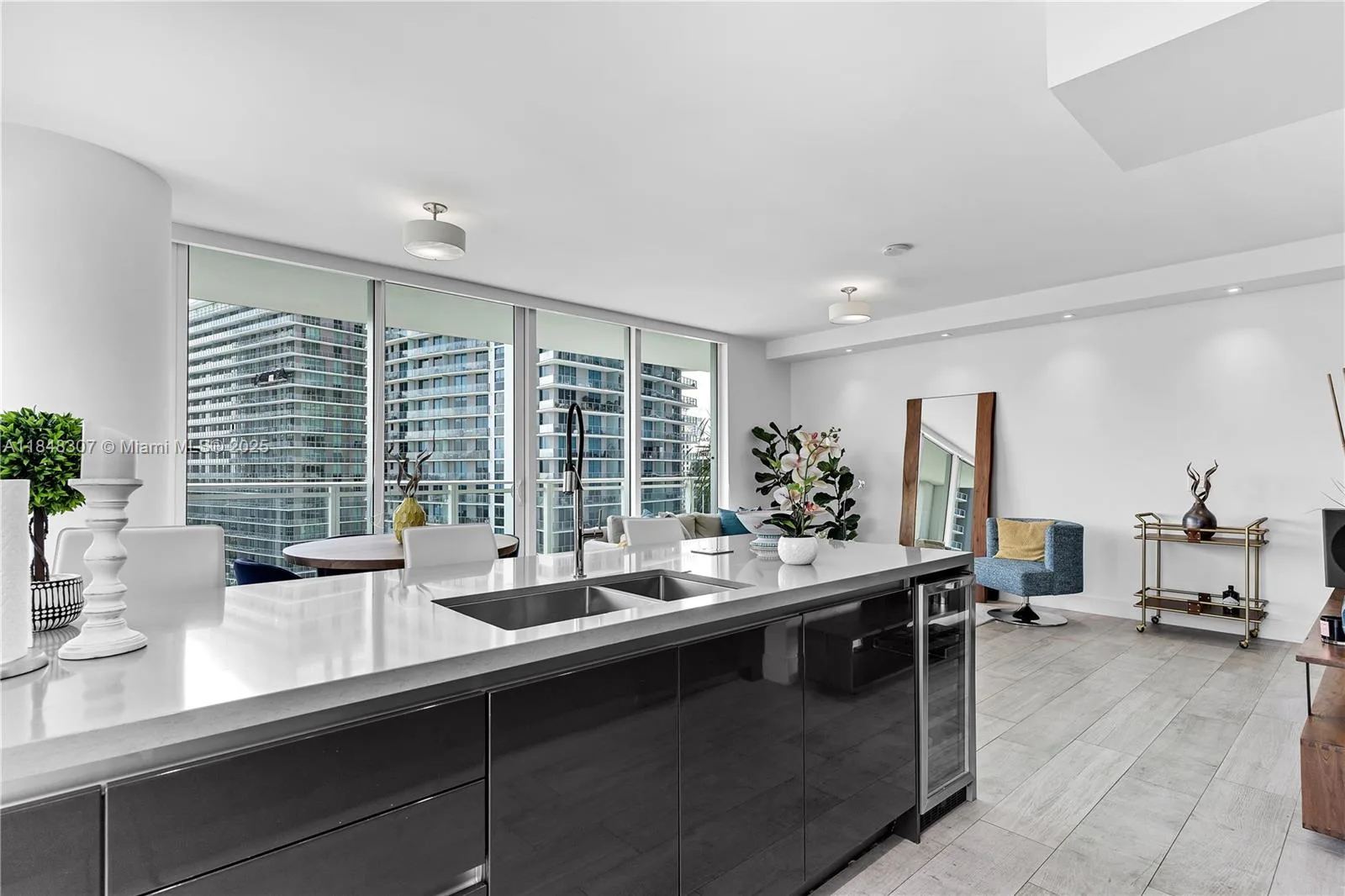 1080 Brickell Ave # 2601, Miami, FL 33131 photo 12