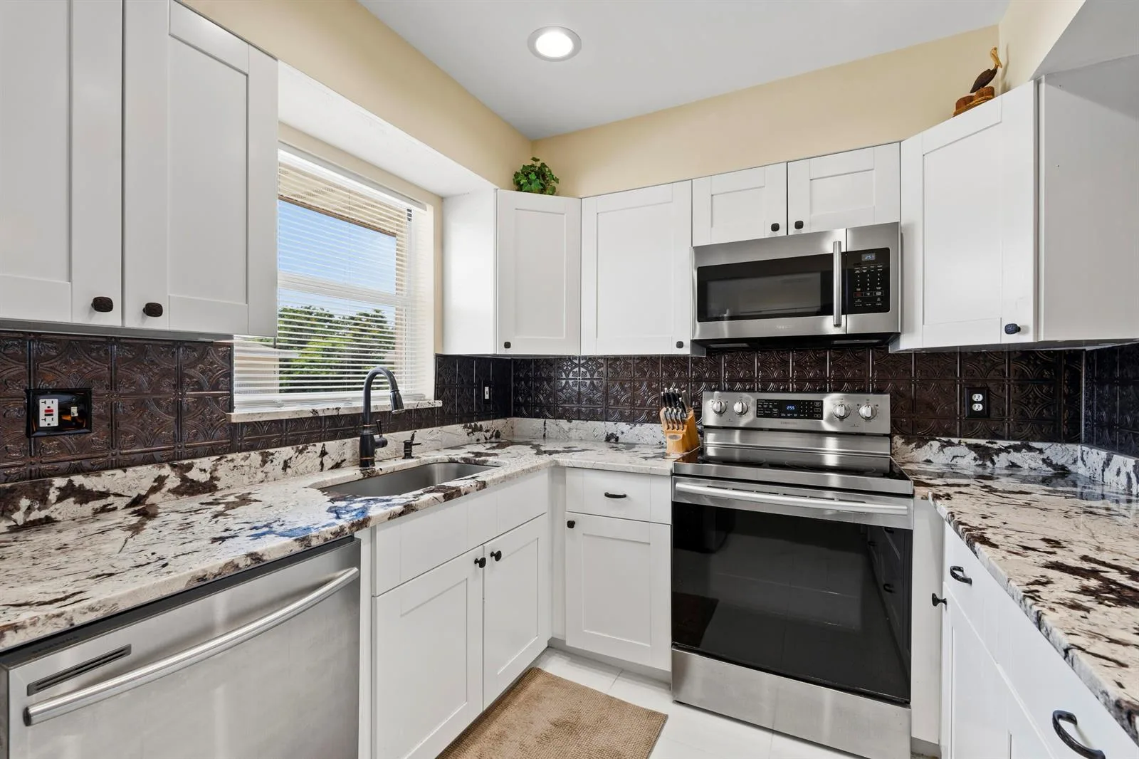 2950 SE Ocean Boulevard # 119-6, Stuart, FL 34996 photo 2