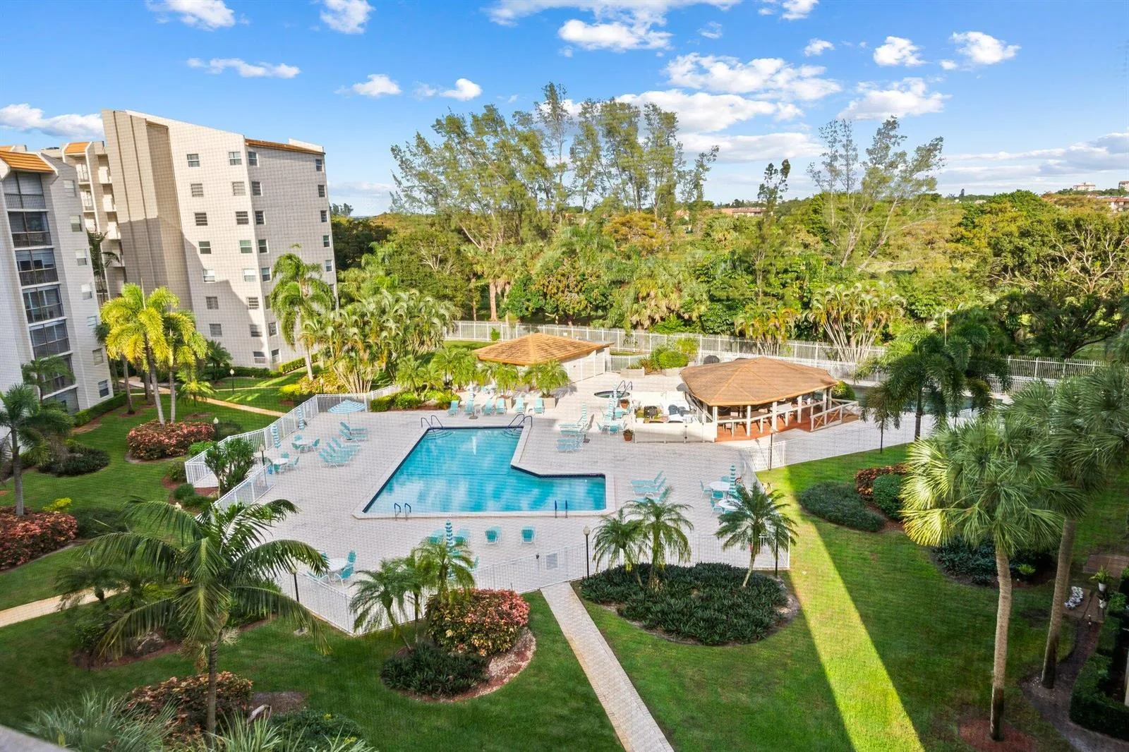 3930 Inverrary Boulevard # 608-D, Lauderhill, FL 33319