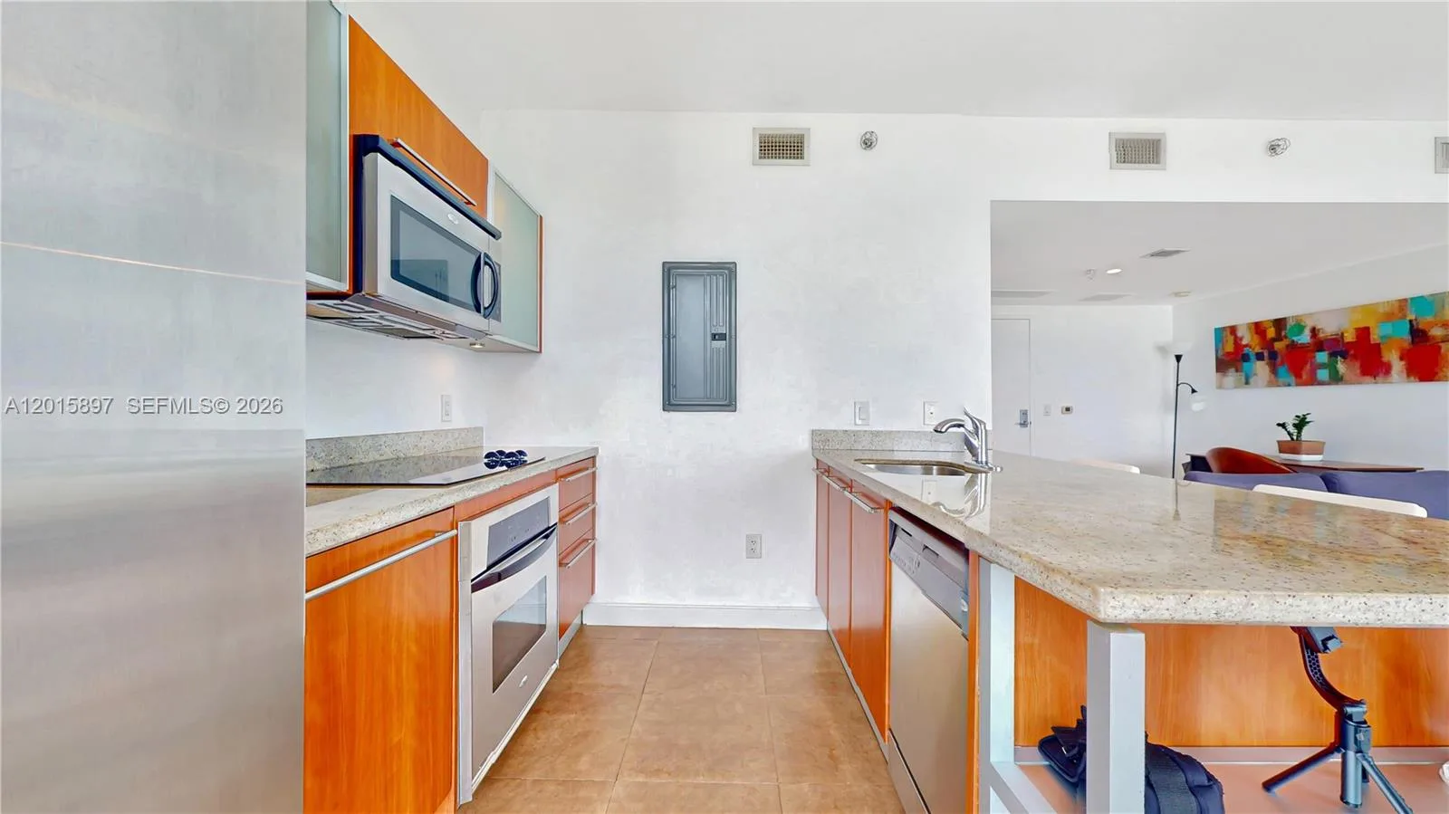 185 SW 7th St # 2900, Miami, FL 33130 photo 7