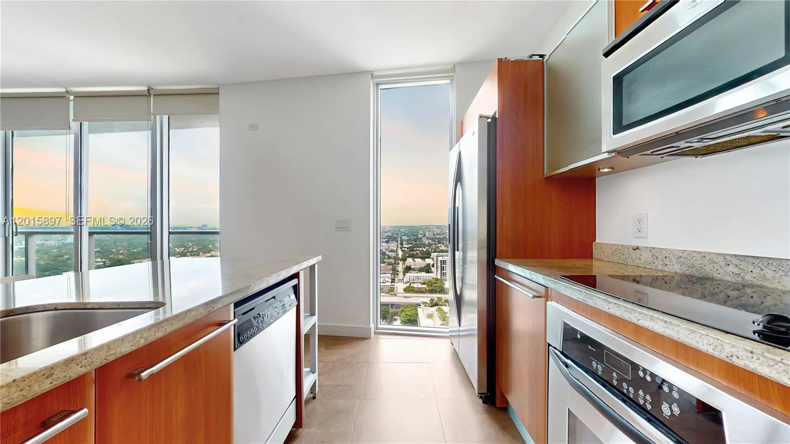185 SW 7th St # 2900, Miami, FL 33130 photo 8