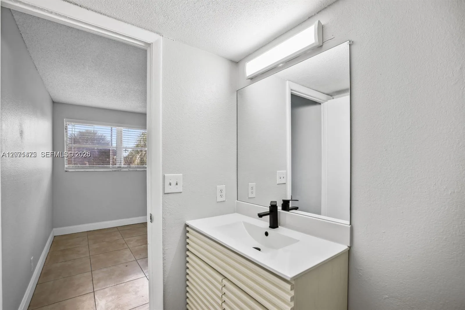 850 E Commercial Blvd # 214B, Oakland Park, FL 33334 photo 7