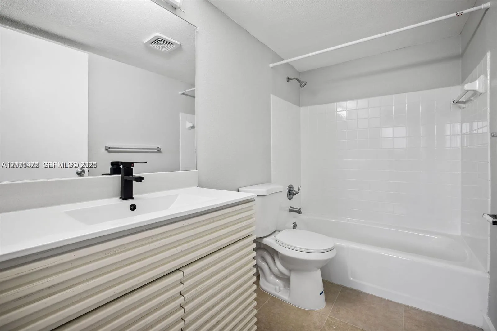 850 E Commercial Blvd # 214B, Oakland Park, FL 33334 photo 8