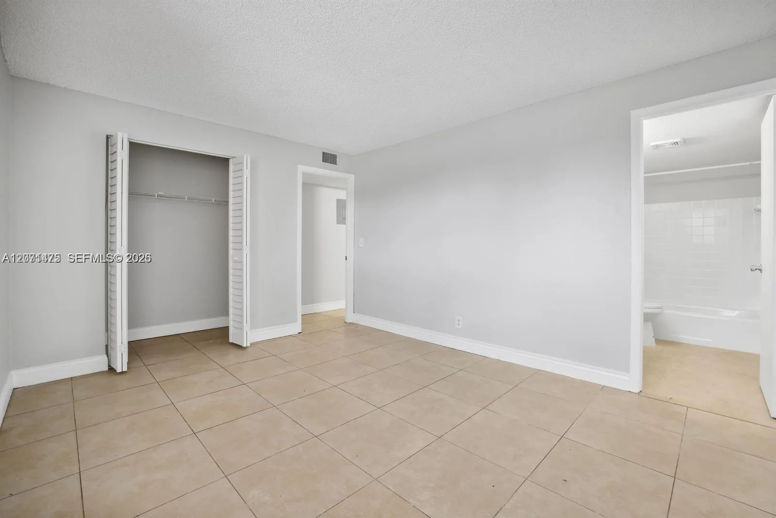 850 E Commercial Blvd # 214B, Oakland Park, FL 33334 photo 9