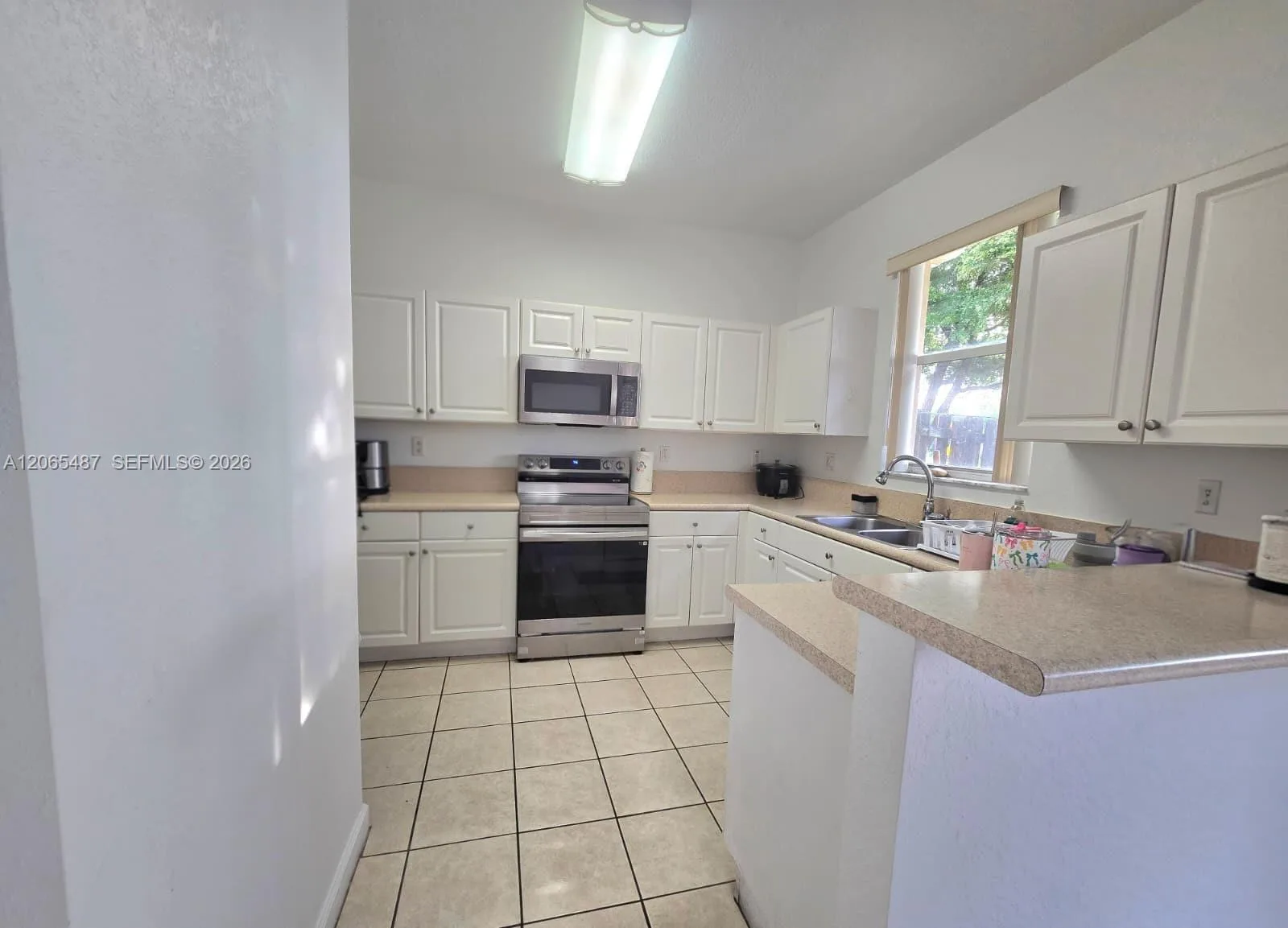 13211 SW 127th Ct, Miami, FL 33186 photo 3
