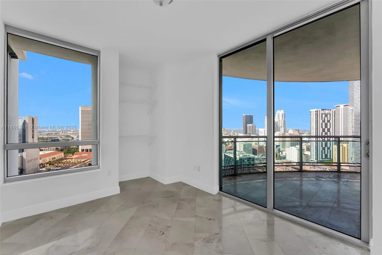 350 S Miami Ave # 3013, Miami, FL 33130 photo 13