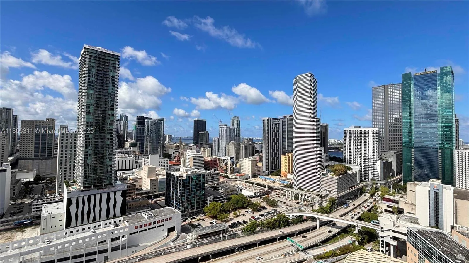 350 S Miami Ave # 3013, Miami, FL 33130 photo 2