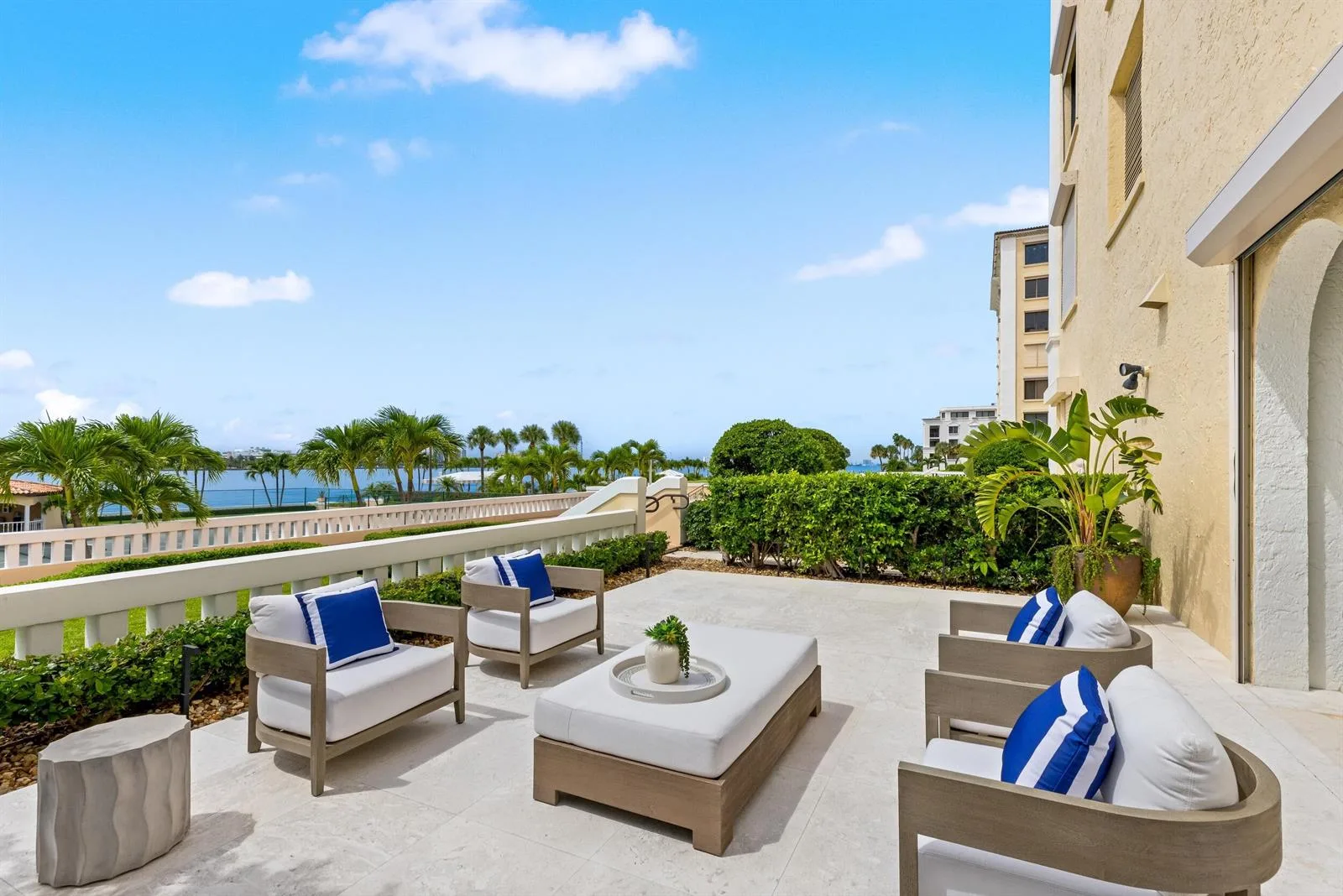 150 Bradley Place # 112, Palm Beach, FL 33480 photo 3