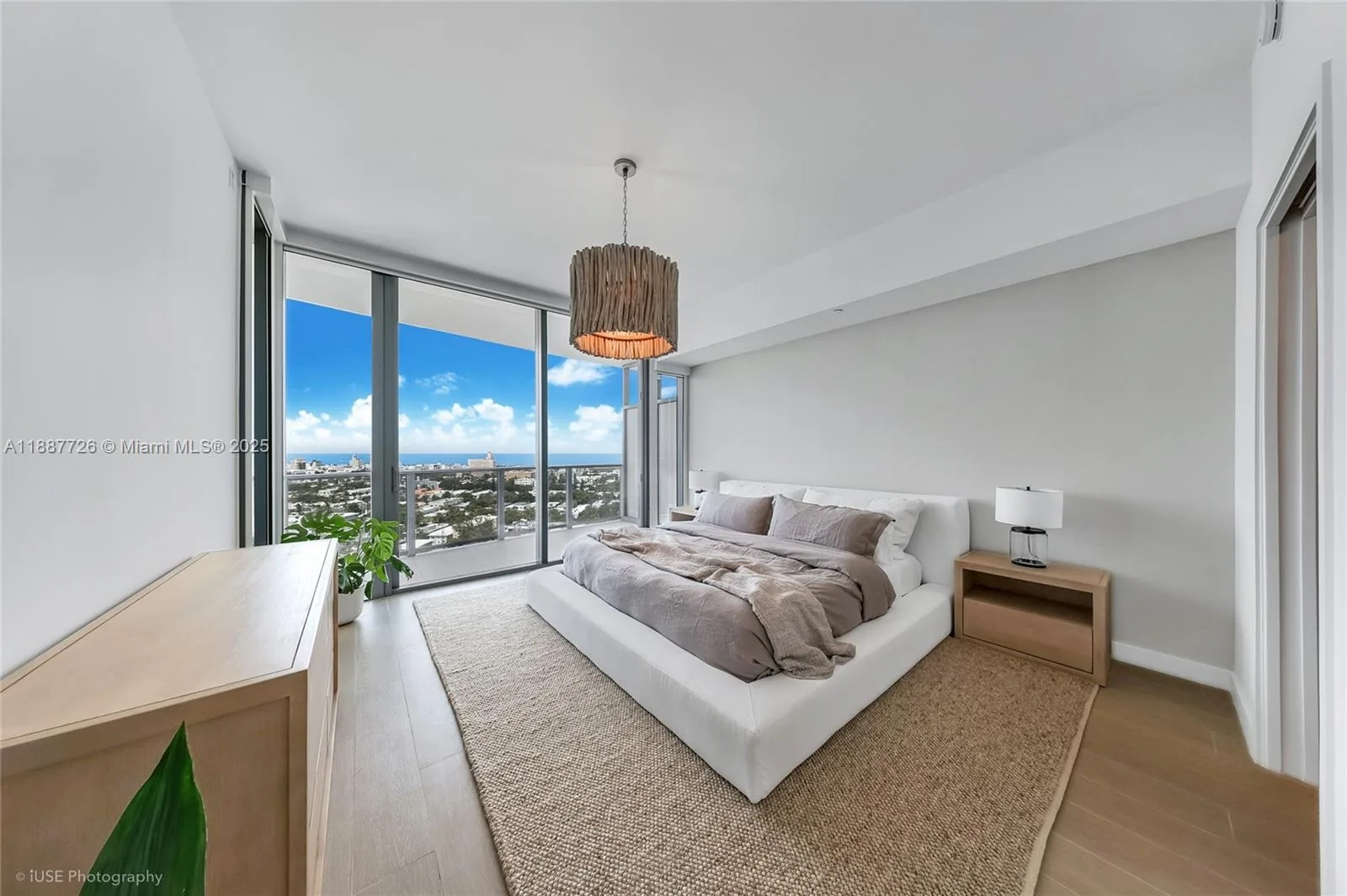 500 Alton Rd # 1906, Miami Beach, FL 33139