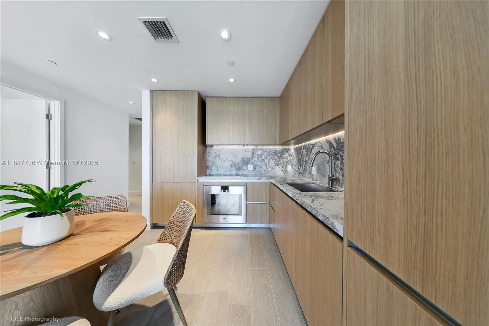 500 Alton Rd # 1906, Miami Beach, FL 33139 photo 4