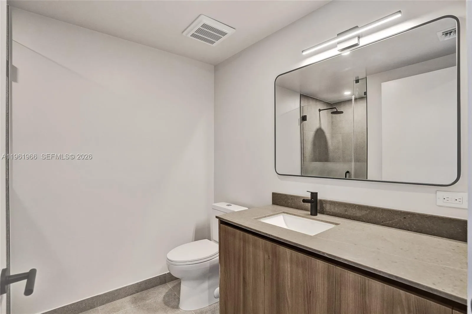 121 NE 5th Street # 1001B, Miami, FL 33132 photo 4