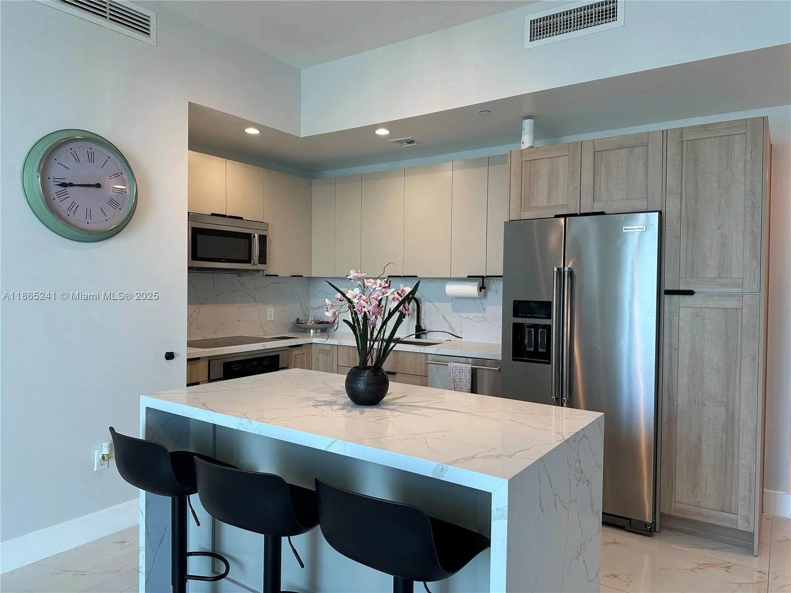 950 Brickell Bay Dr # 5106, Miami, FL 33131 photo 3