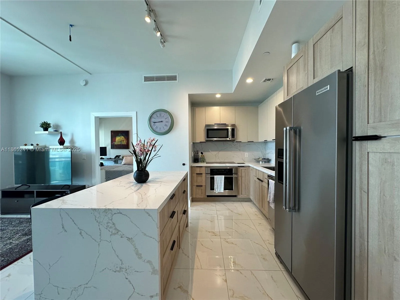 950 Brickell Bay Dr # 5106, Miami, FL 33131 photo 5