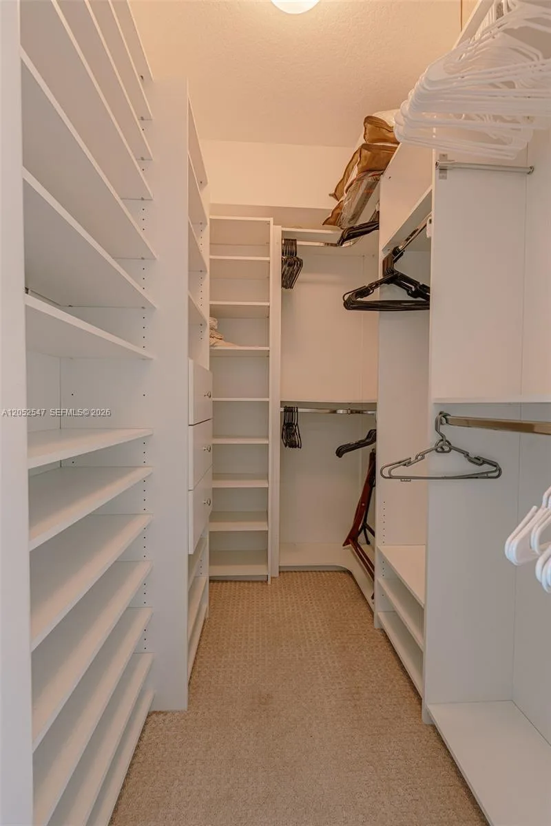 325 S Biscayne Blvd # 2119, Miami, FL 33131 photo 11