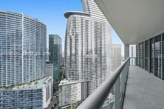 465 Brickell Ave # 3202, Miami, FL 33131