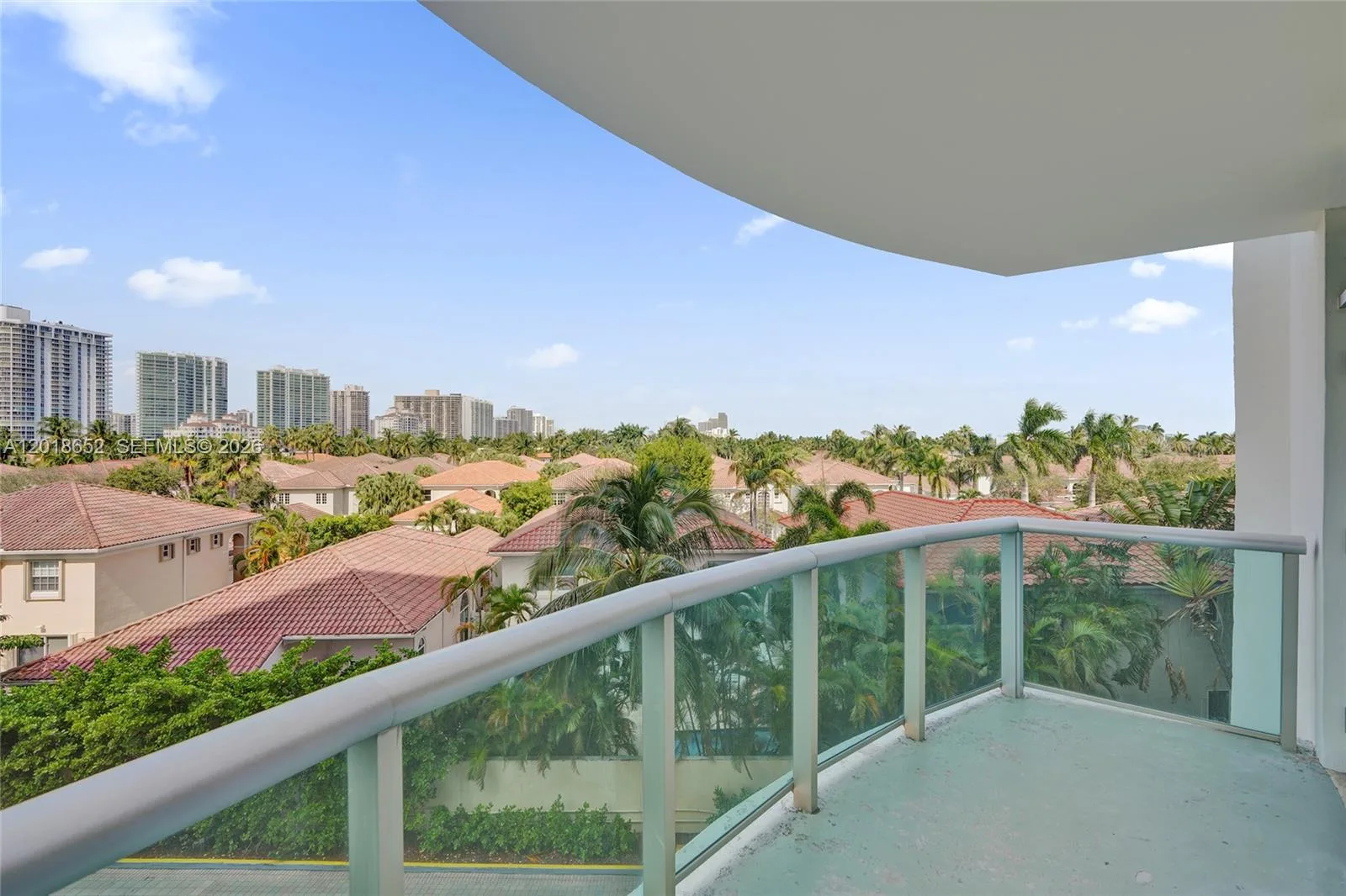 19370 Collins Ave # 426, Sunny Isles Beach, FL 33160 photo 4