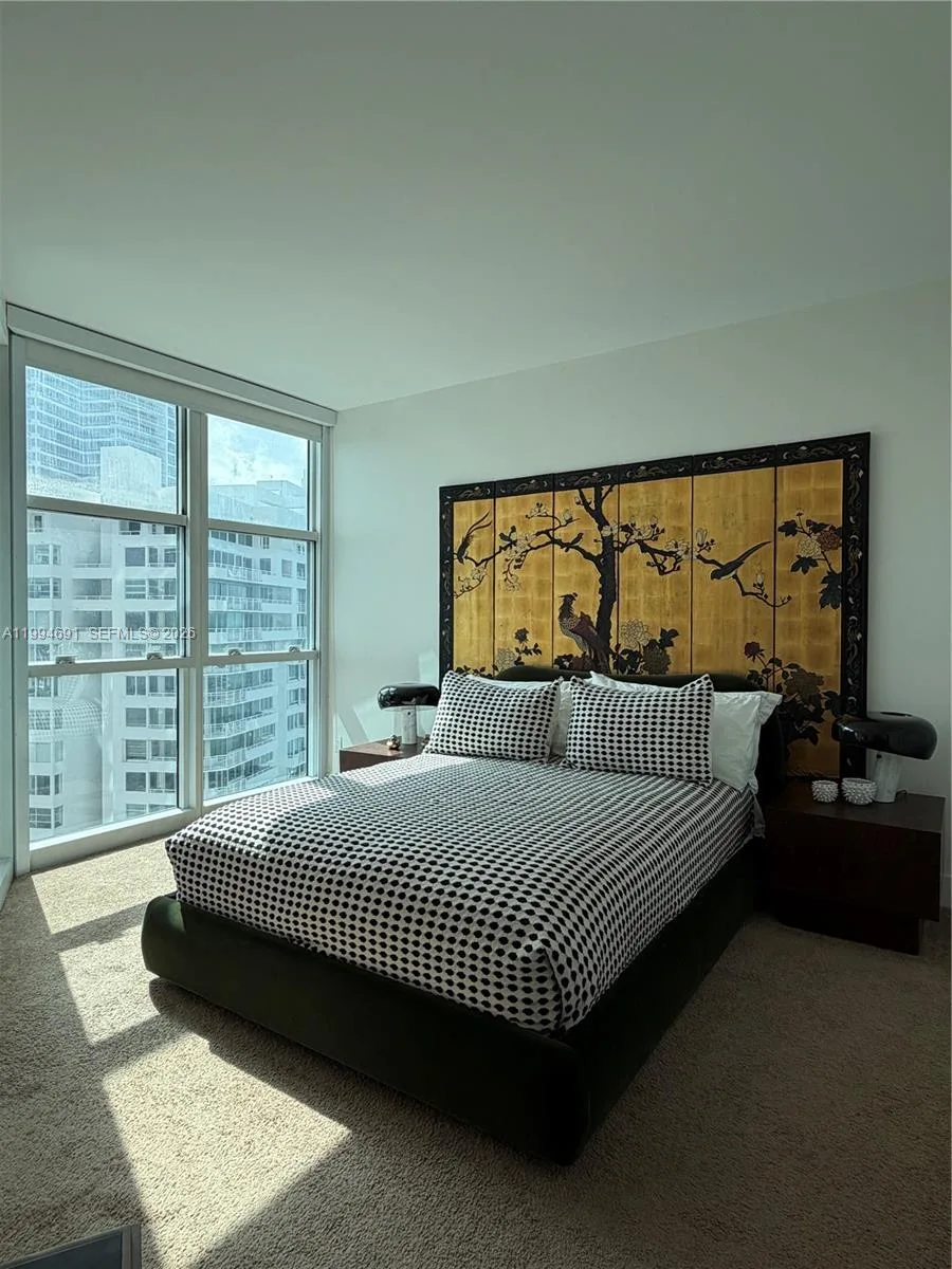 300 S Pointe Dr # 2106, Miami Beach, FL 33139 photo 13