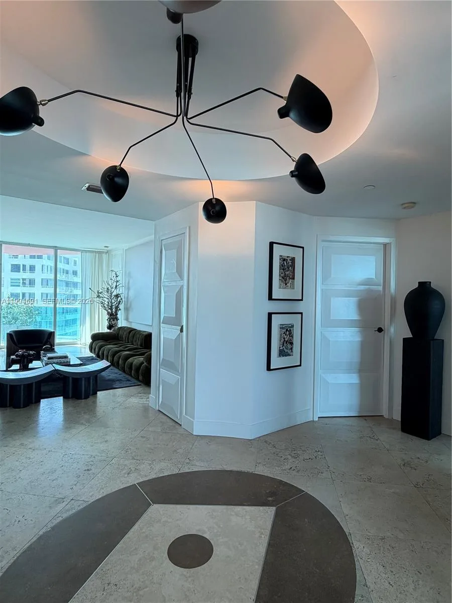 300 S Pointe Dr # 2106, Miami Beach, FL 33139 photo 6