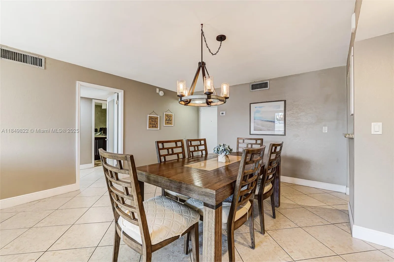 6039 Collins Ave # 936, Miami Beach, FL 33140 photo 9