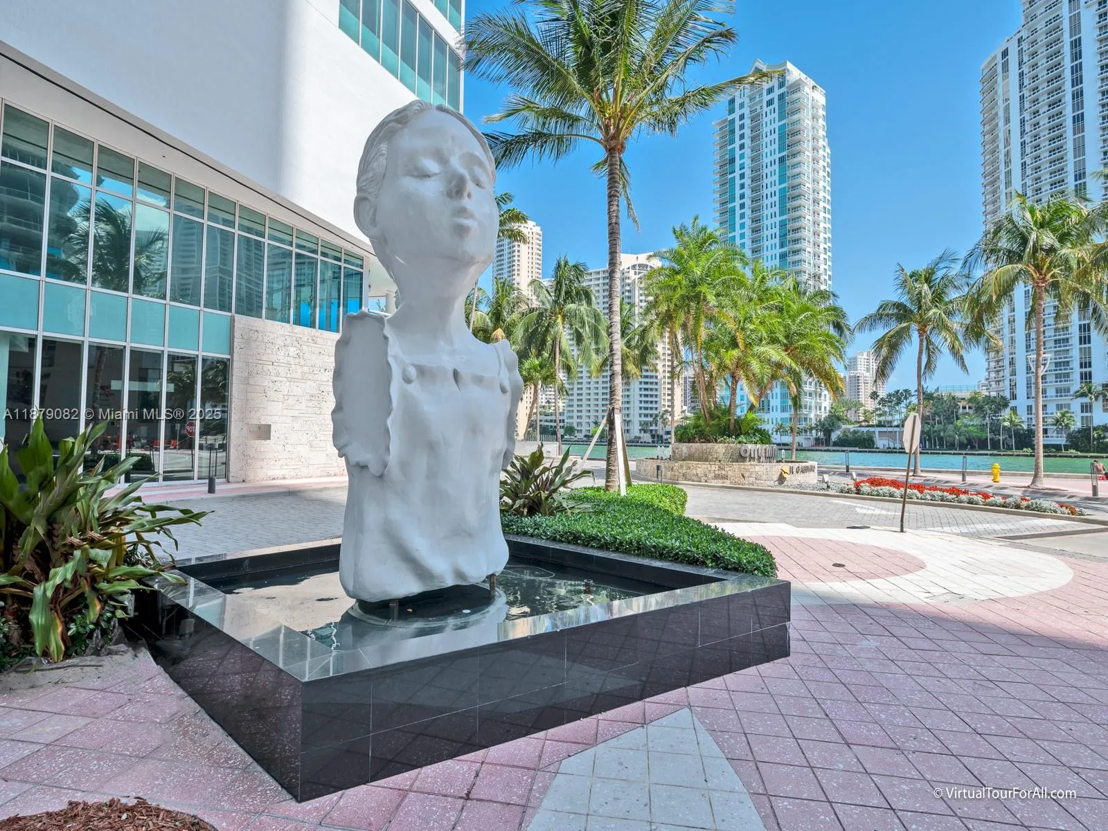 325 S Biscayne Blvd # 2715, Miami, FL 33131