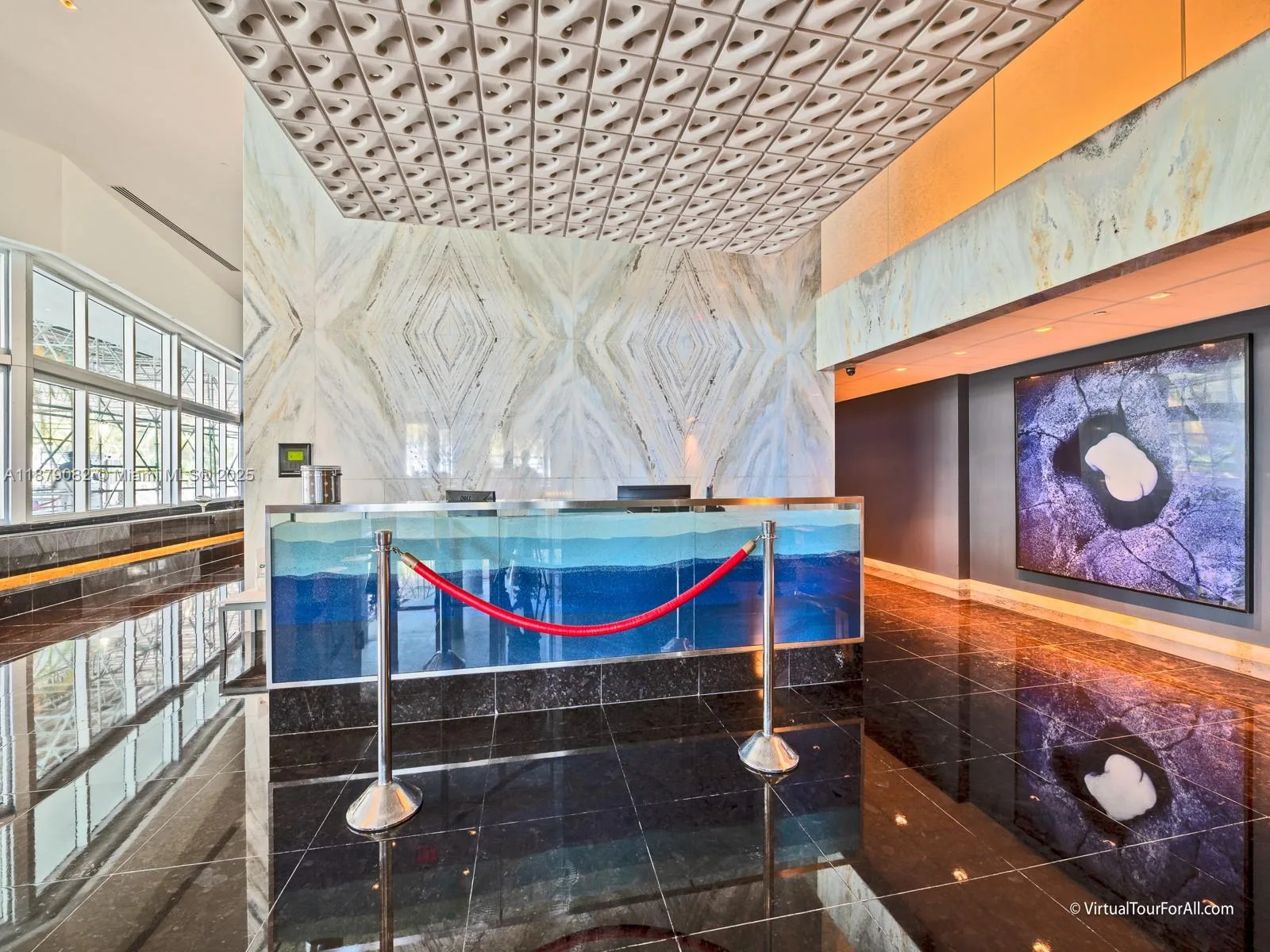325 S Biscayne Blvd # 2715, Miami, FL 33131 photo 4