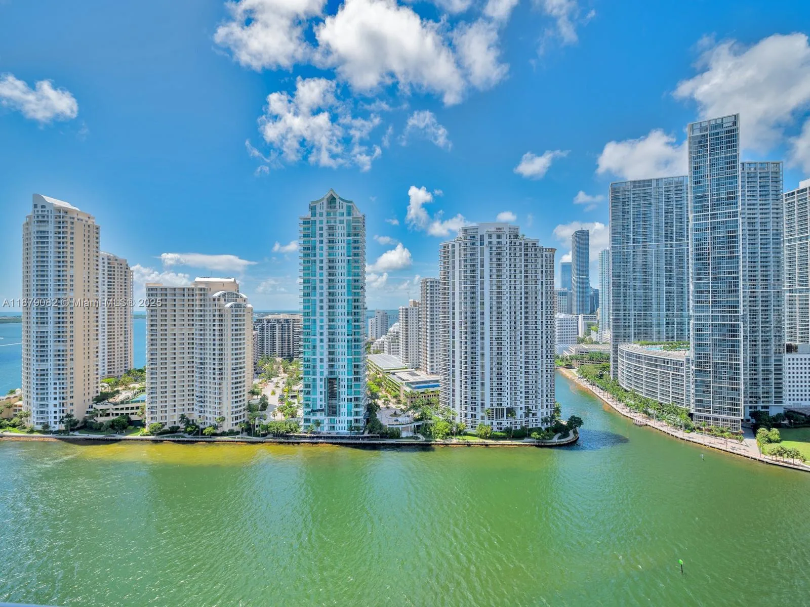 325 S Biscayne Blvd # 2715, Miami, FL 33131 photo 5