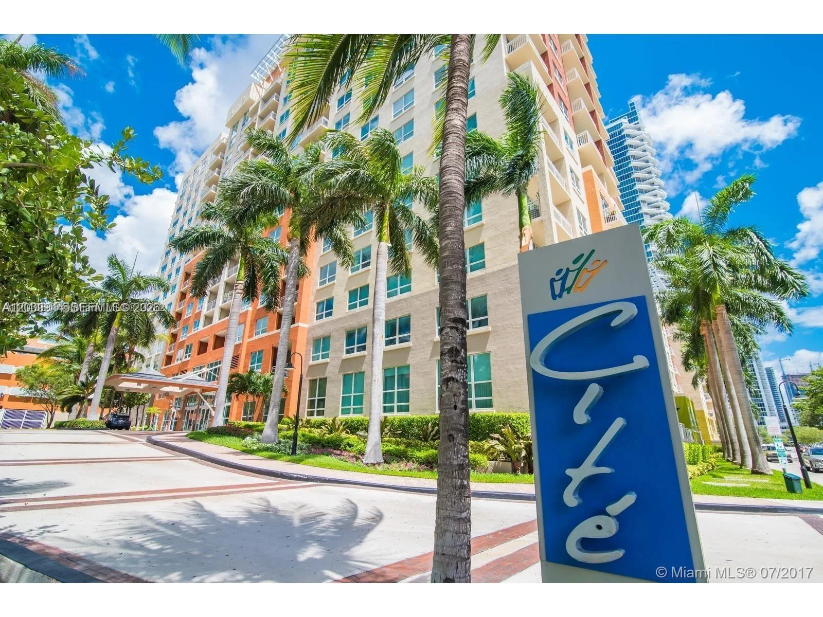 2000 N Bayshore Dr # 1606, Miami, FL 33137