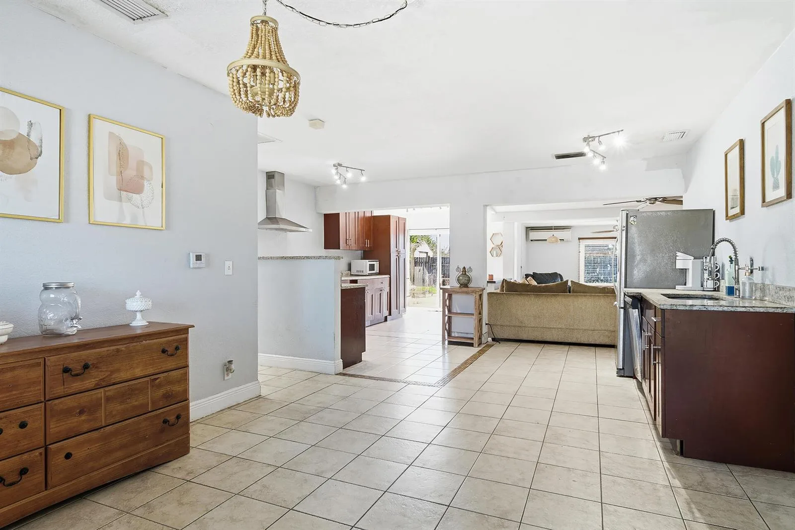 333 Mid Pines Road, Palm Springs, FL 33461 photo 6