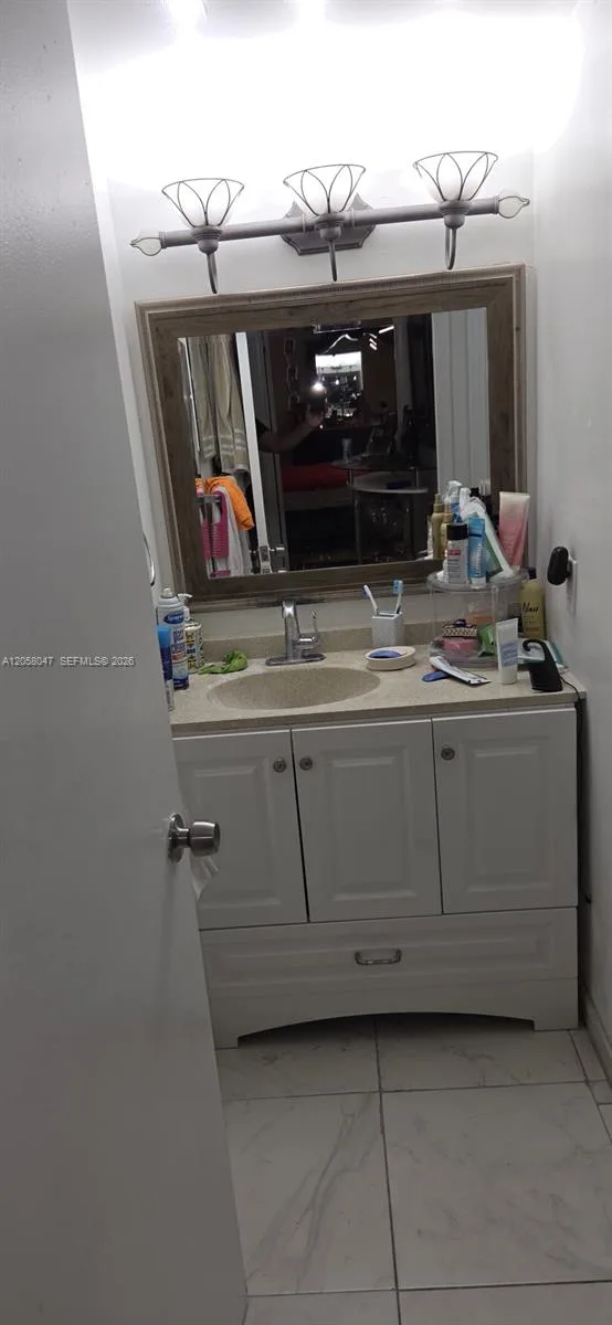 9688 Fontainebleau Blvd # 502, Miami, FL 33172 photo 8