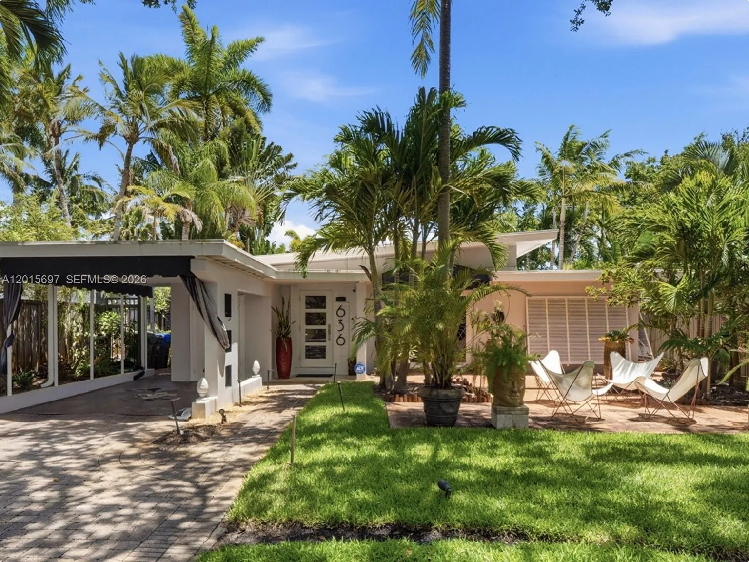 636 NE 17th Ter, Fort Lauderdale, FL 33304
