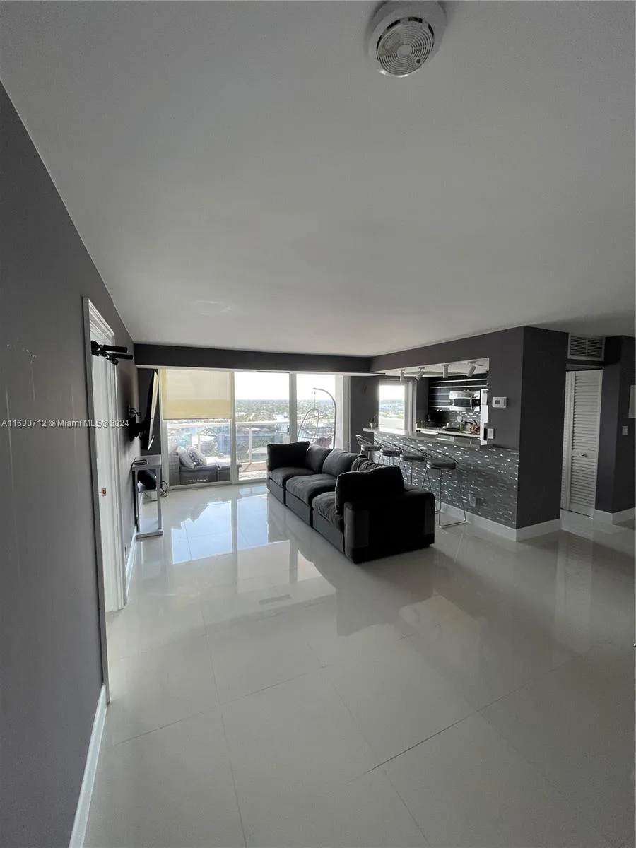 Vantage View – photo 18