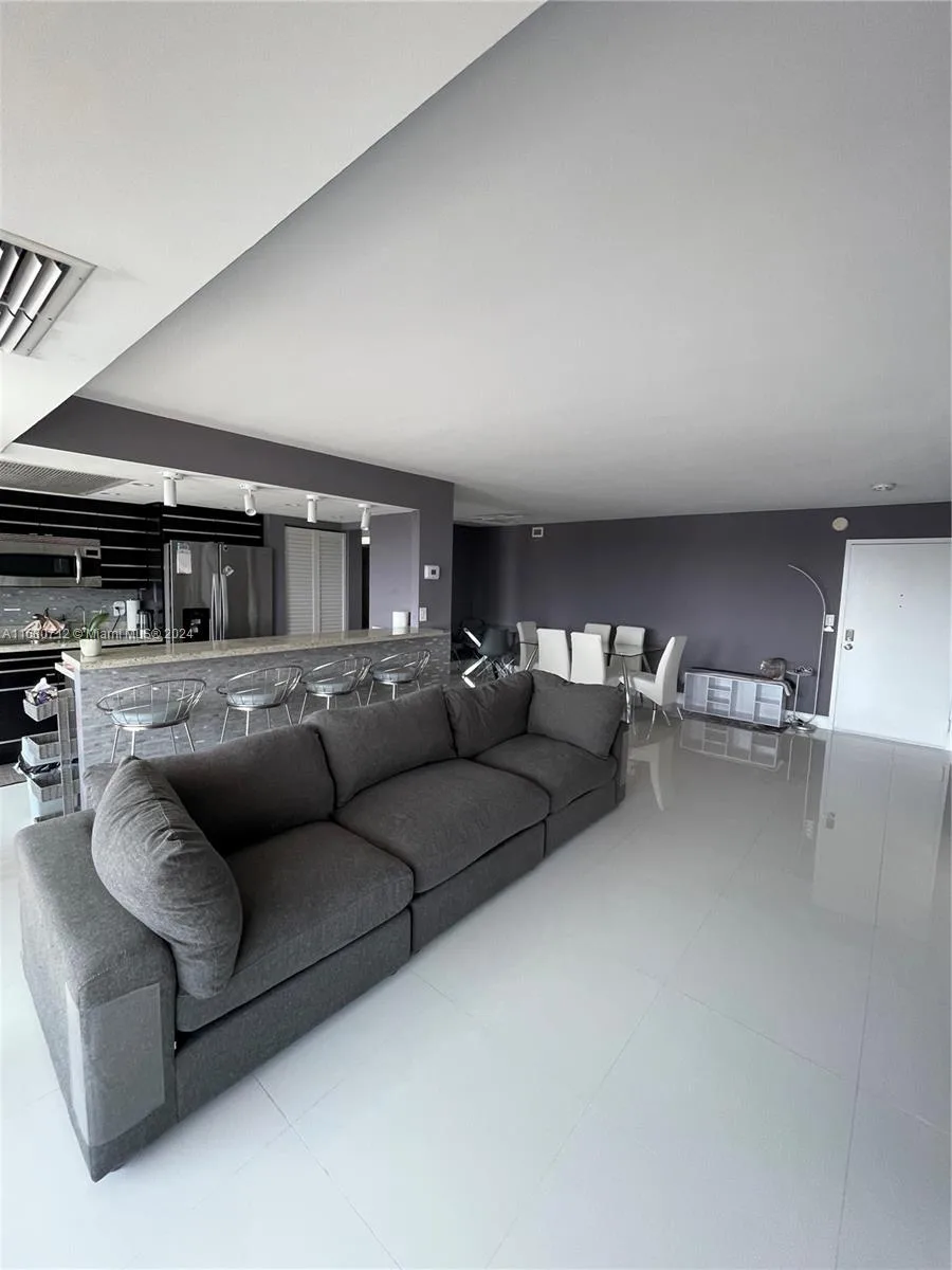Vantage View – photo 20