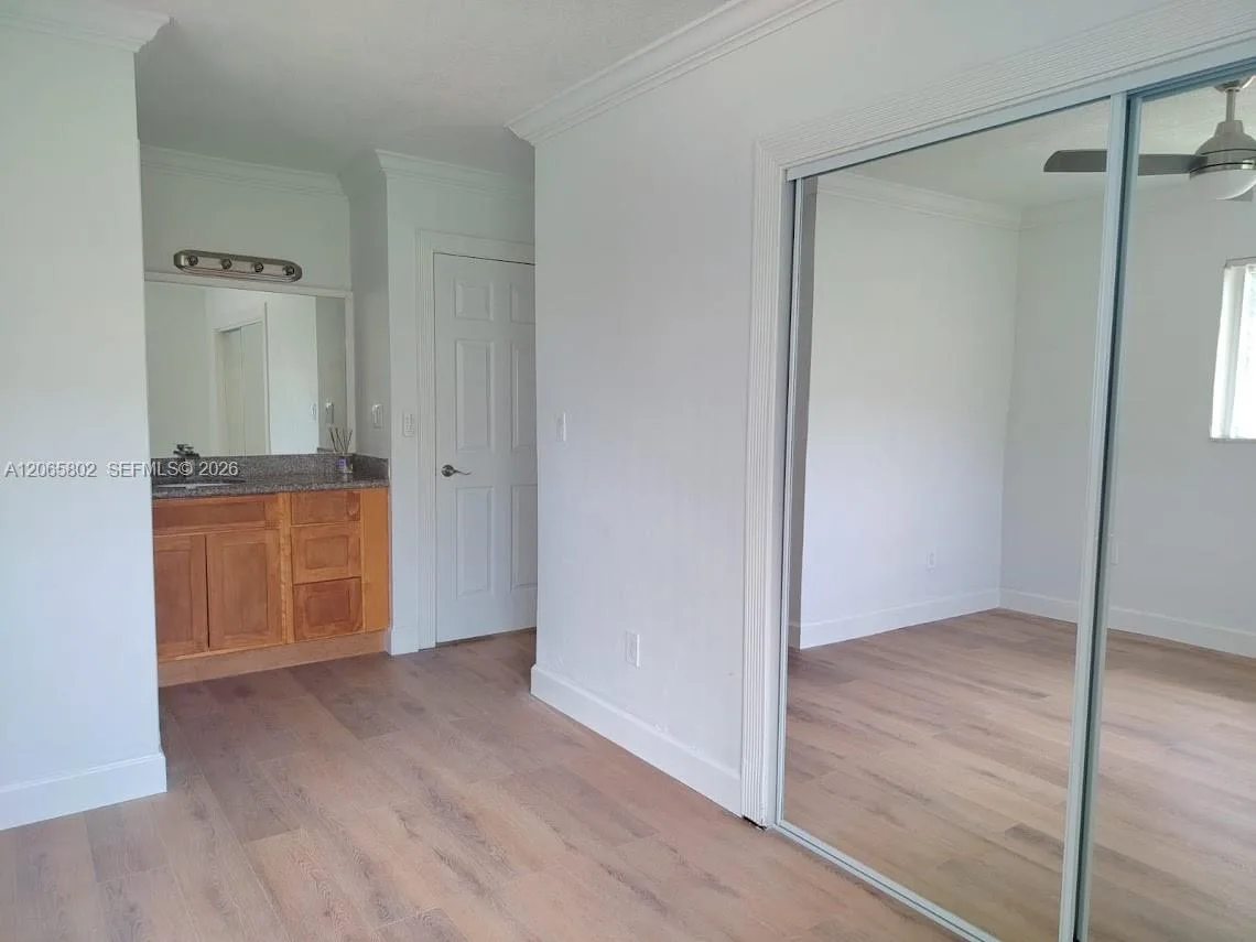 3141 N 73rd Ave, Hollywood, FL 33024 photo 13