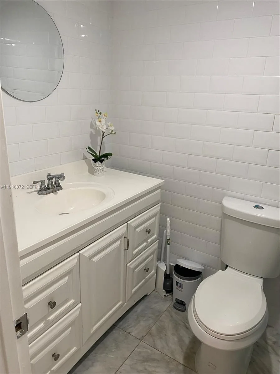 1965 S Ocean Dr # 3H, Hallandale Beach, FL 33009 photo 8