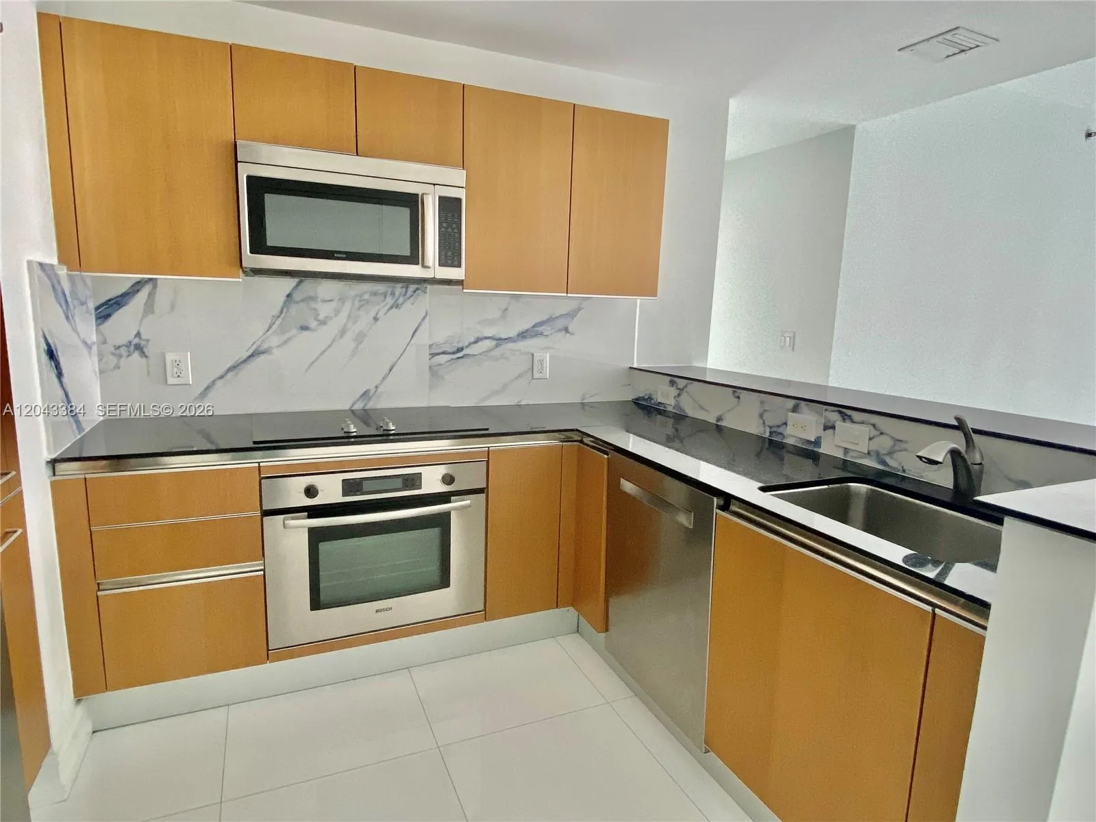 1060 Brickell Ave # 2911, Miami, FL 33131