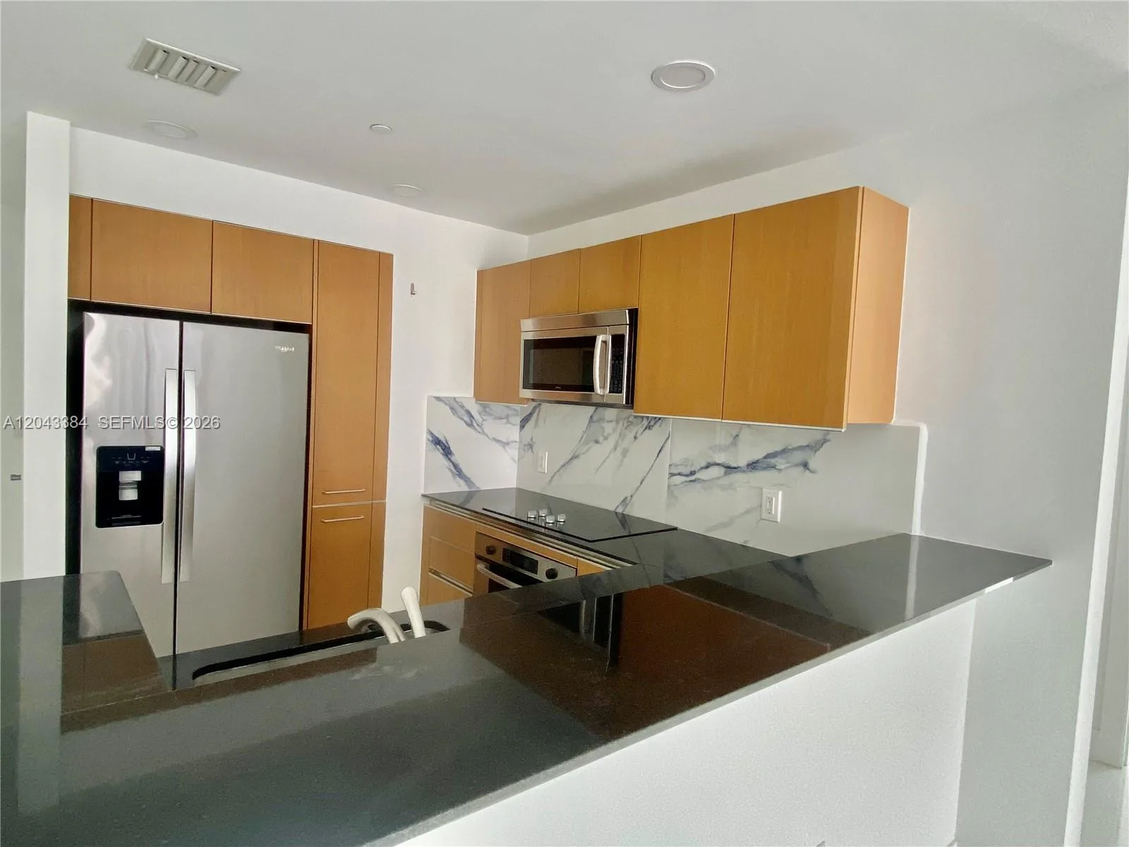 1060 Brickell Ave # 2911, Miami, FL 33131 photo 2