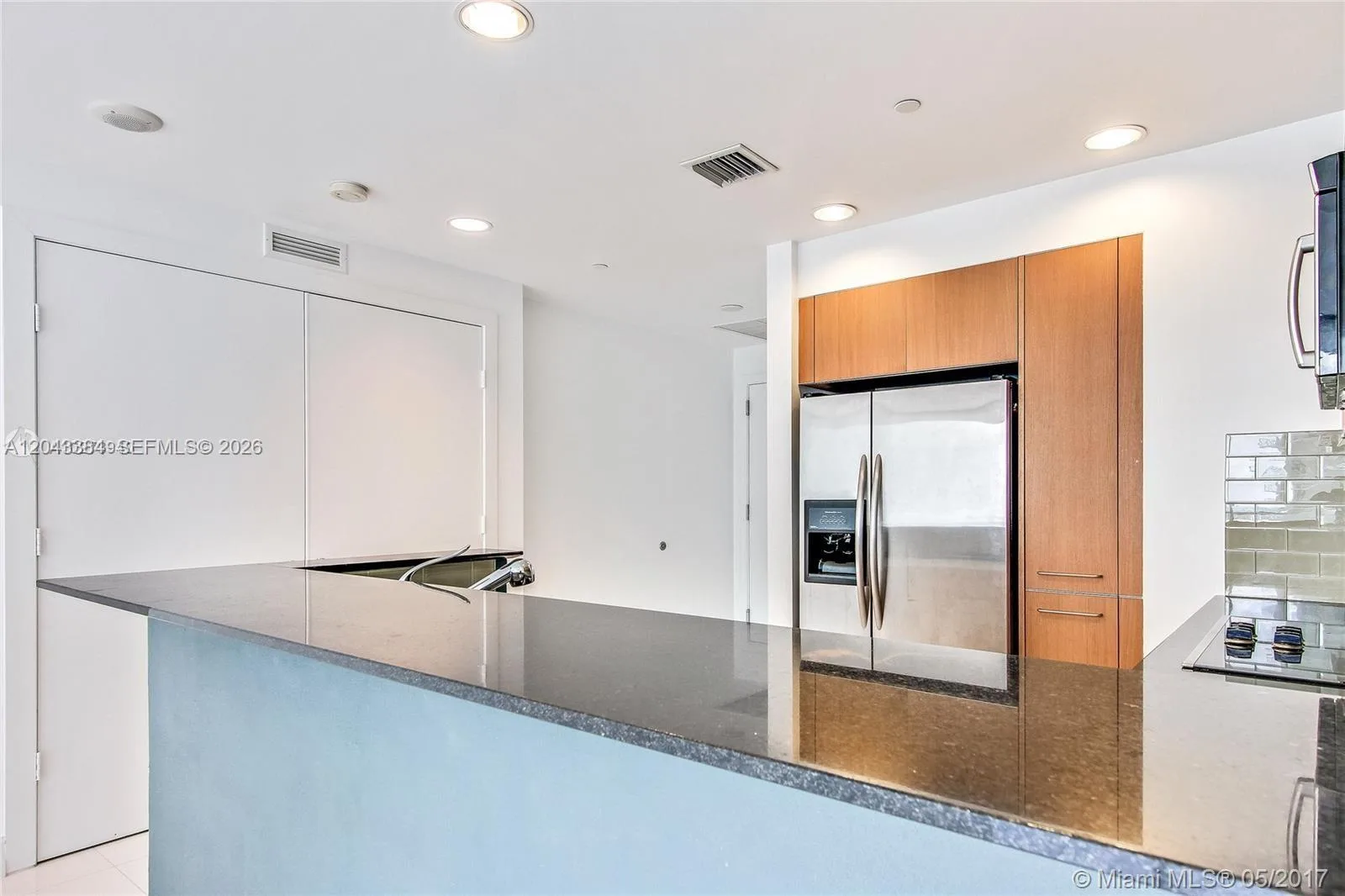 1060 Brickell Ave # 2911, Miami, FL 33131 photo 3