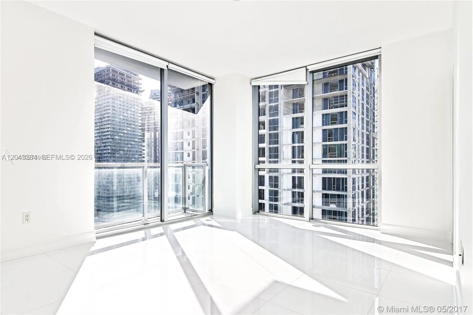 1060 Brickell Ave # 2911, Miami, FL 33131 photo 5