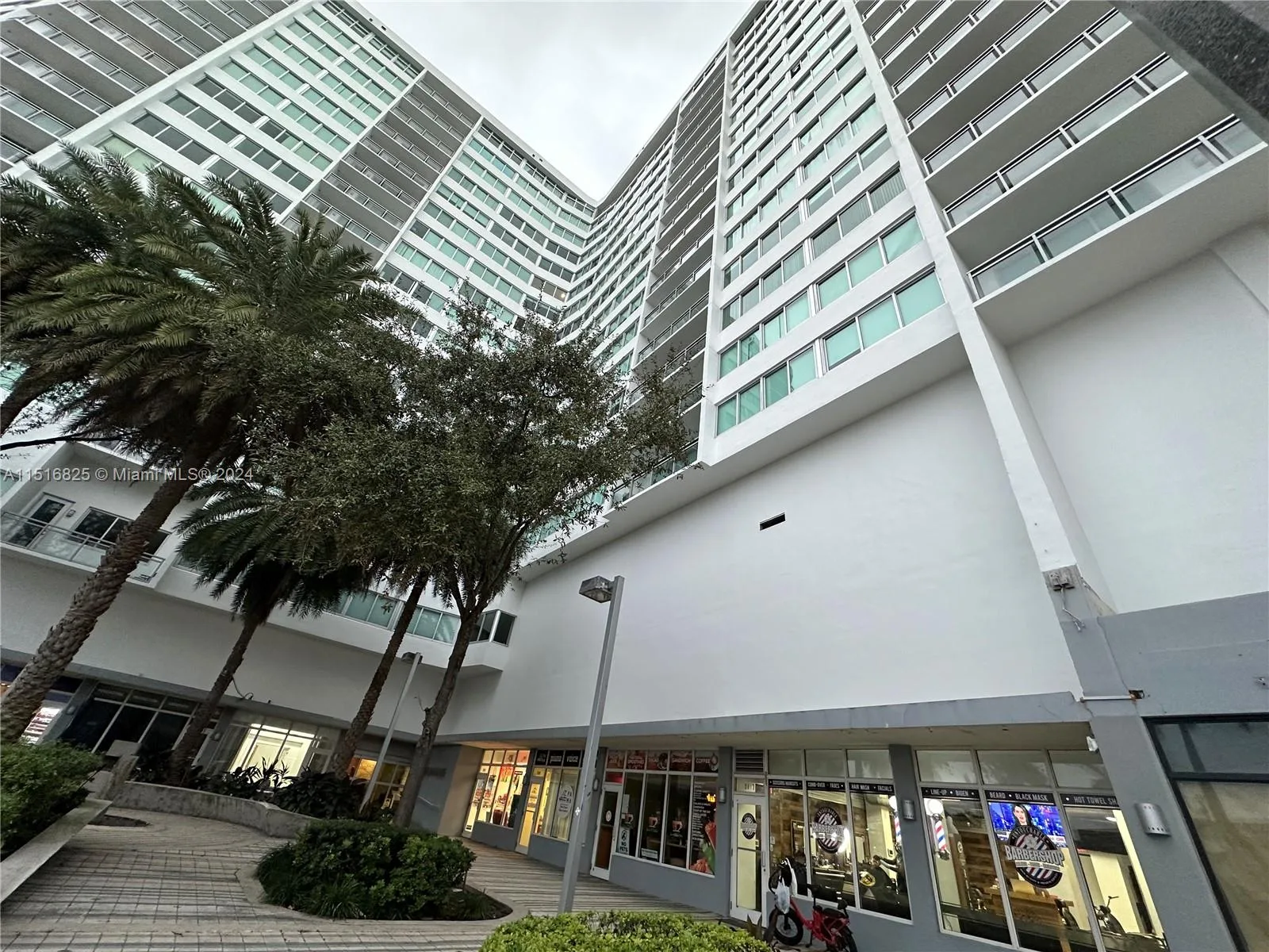 7135 Collins Ave # 1721, Miami Beach, FL 33141