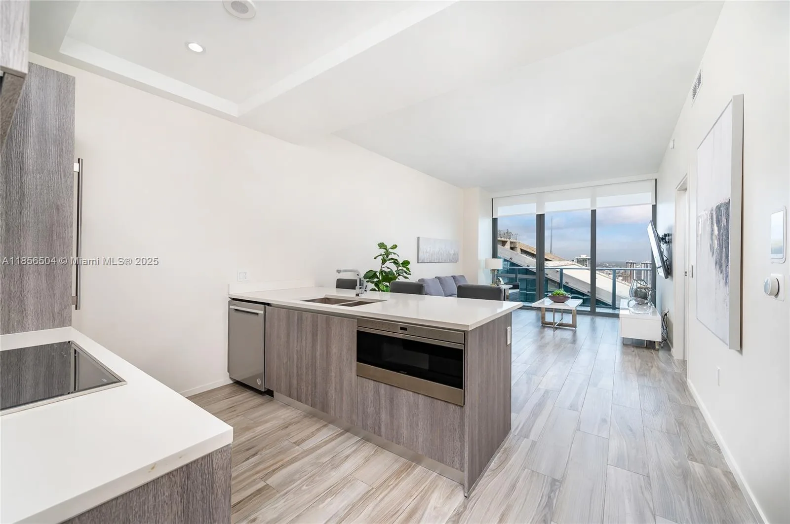 801 S Miami Ave # 5207, Miami, FL 33130 photo 6