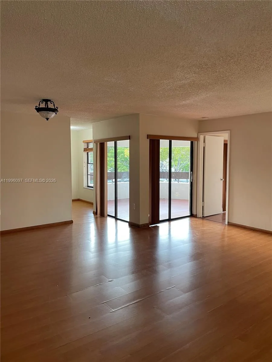 9140 SW 123rd Ct # 309, Miami, FL 33186 photo 4