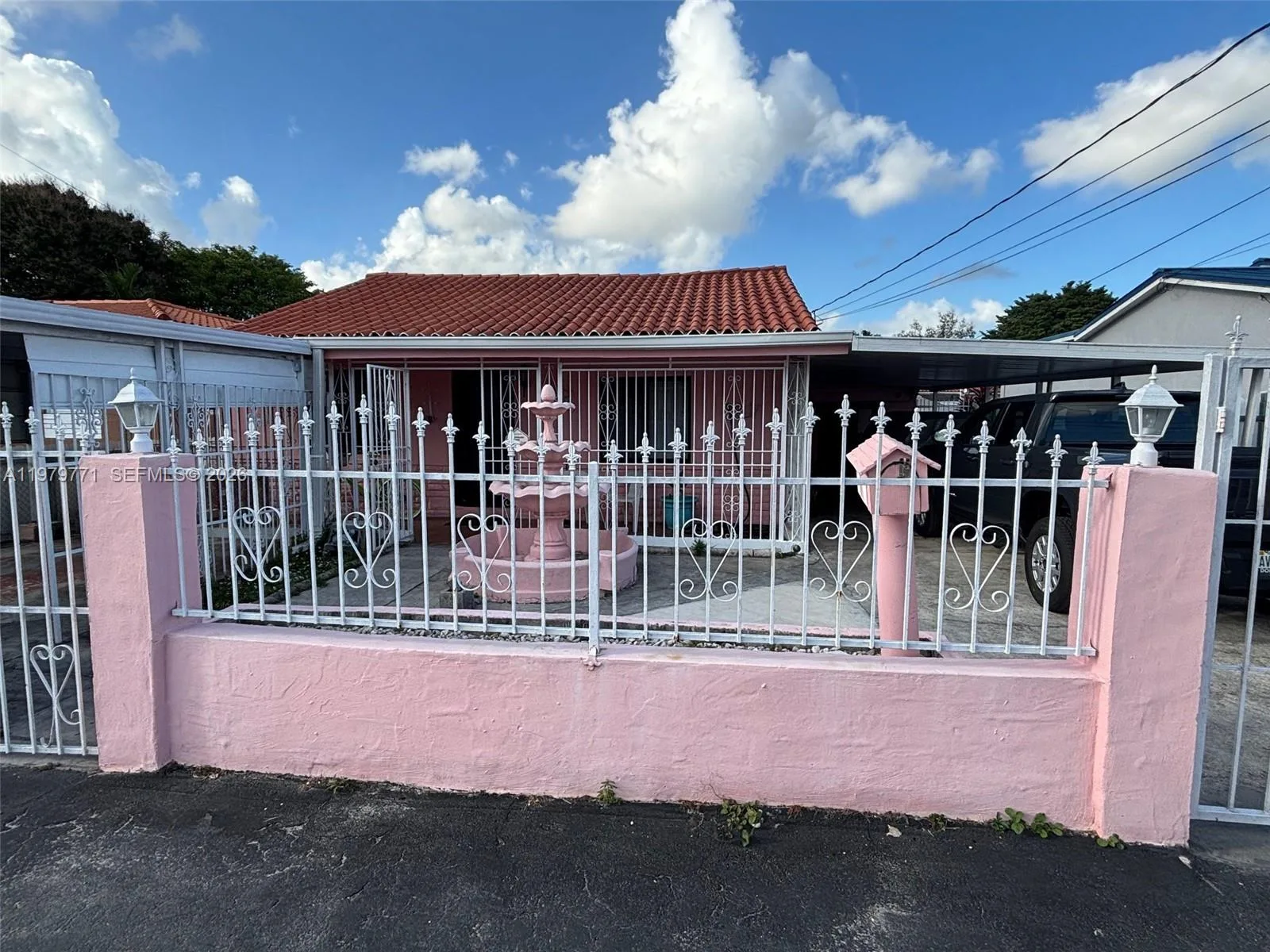3533 NW 2nd Ter, Miami, FL 33125 photo 2