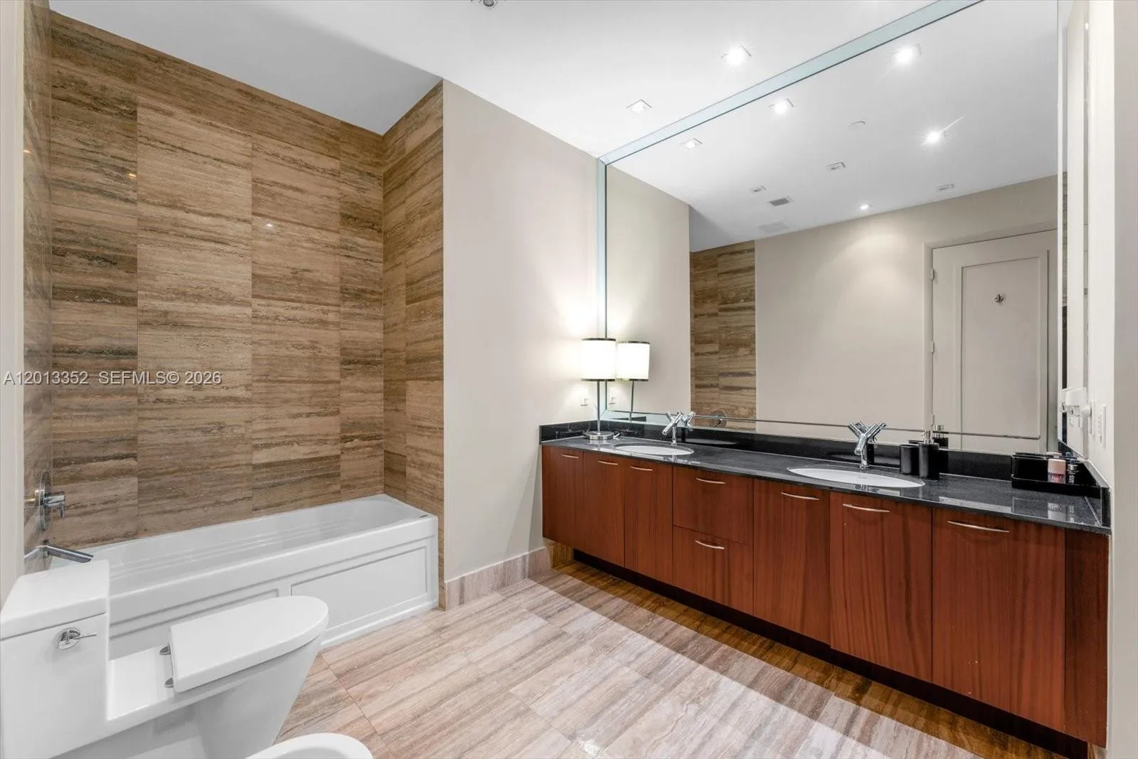 15811 Collins Ave # 3605, Sunny Isles Beach, FL 33160 photo 12