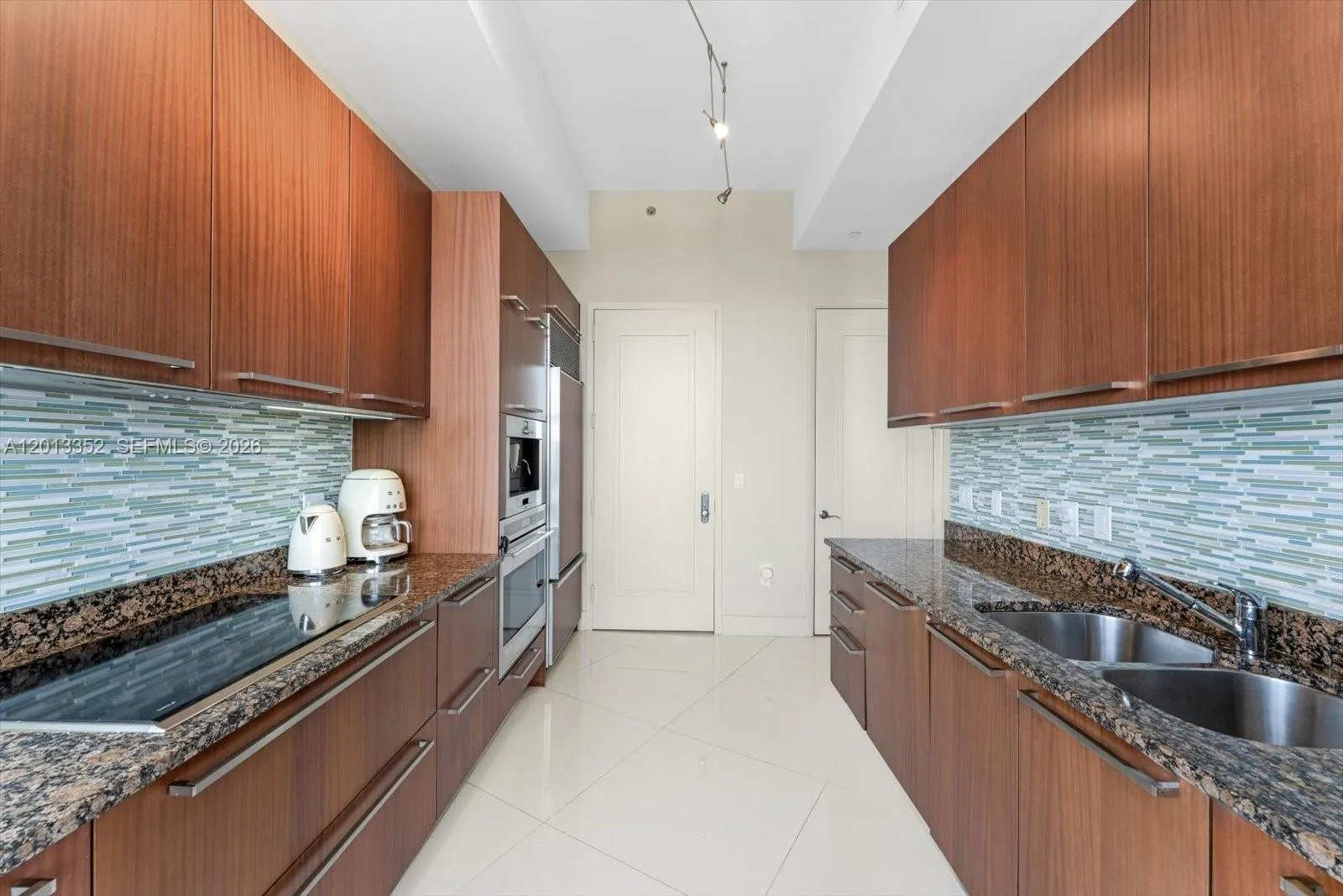 15811 Collins Ave # 3605, Sunny Isles Beach, FL 33160 photo 8