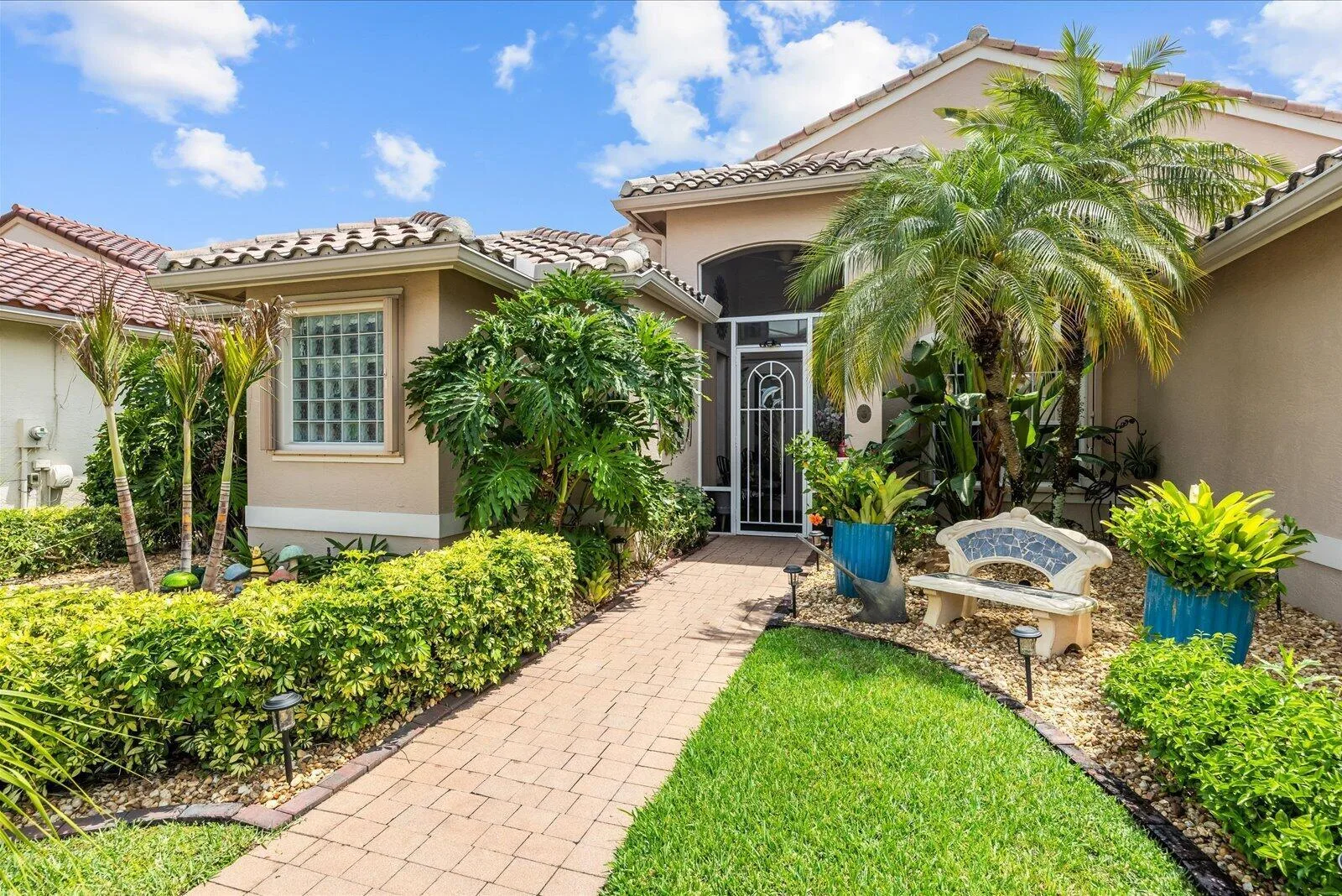 482 NW Blue Lake Drive, Port St. Lucie, FL 34986 photo 3
