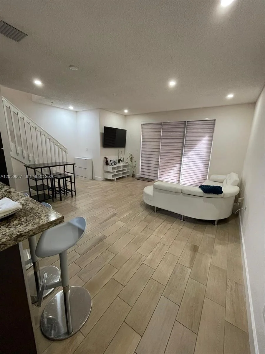 2258 NE 42nd Cir, Homestead, FL 33033 photo 8